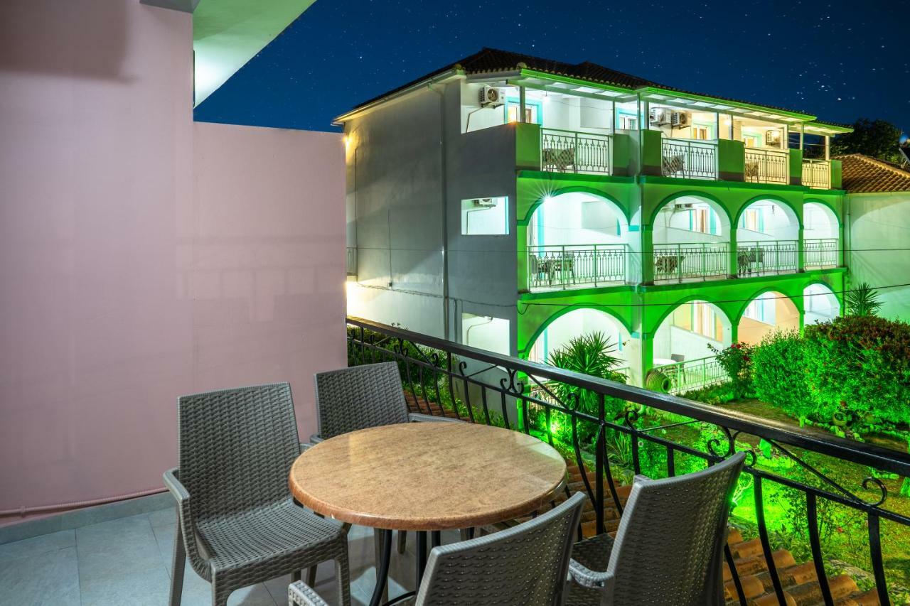 Rania'S Deluxe Studios Tsiliví Eksteriør bilde